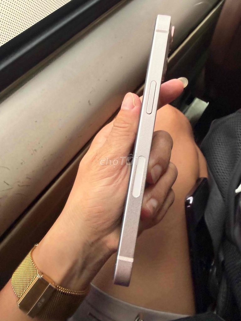 Apple iPhone 13 Trắng 87% Nguyên zin. Mua bán Điện thoại tại Thành phố Thủ Đức Tp Hồ Chí Minh được đăng bởi Nguyen Văn Tuấn hình 1