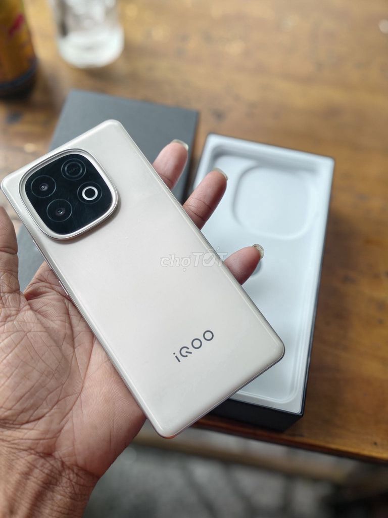 iQOO Z10 Turbo Pro Trắng . Mua bán Điện thoại tại Thành phố Sa Đéc Đồng Tháp được đăng bởi Kim Yến  hình 1