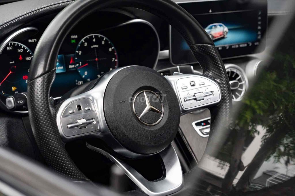 LONG ANH AUTO về Mercedes C300 AMG model 2019. Mua bán Ô tô tại Quận 7 Tp Hồ Chí Minh được đăng bởi LongAnh AuTo  hình 9