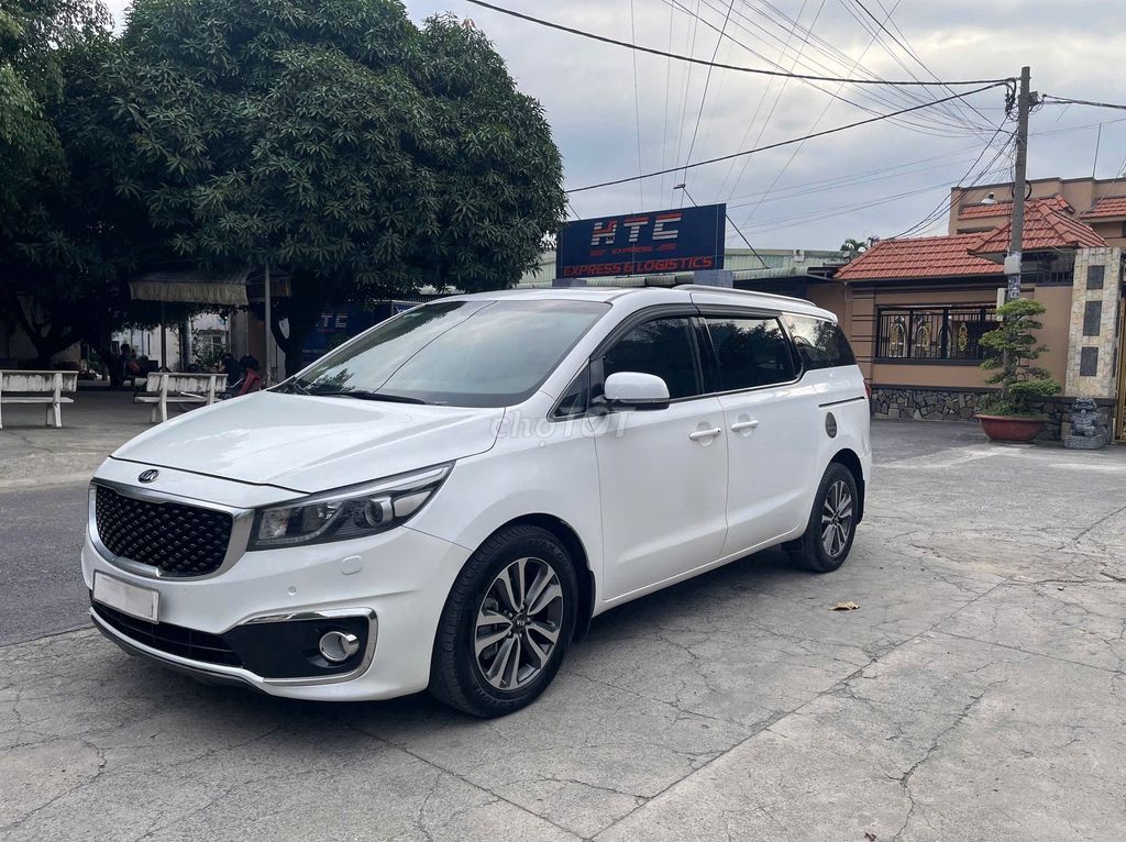 Kia Sedona 2017 bản full Trắng. Mua bán Ô tô tại Thành phố Biên Hòa Đồng Nai được đăng bởi Nguyễn Thưởngka hình 2
