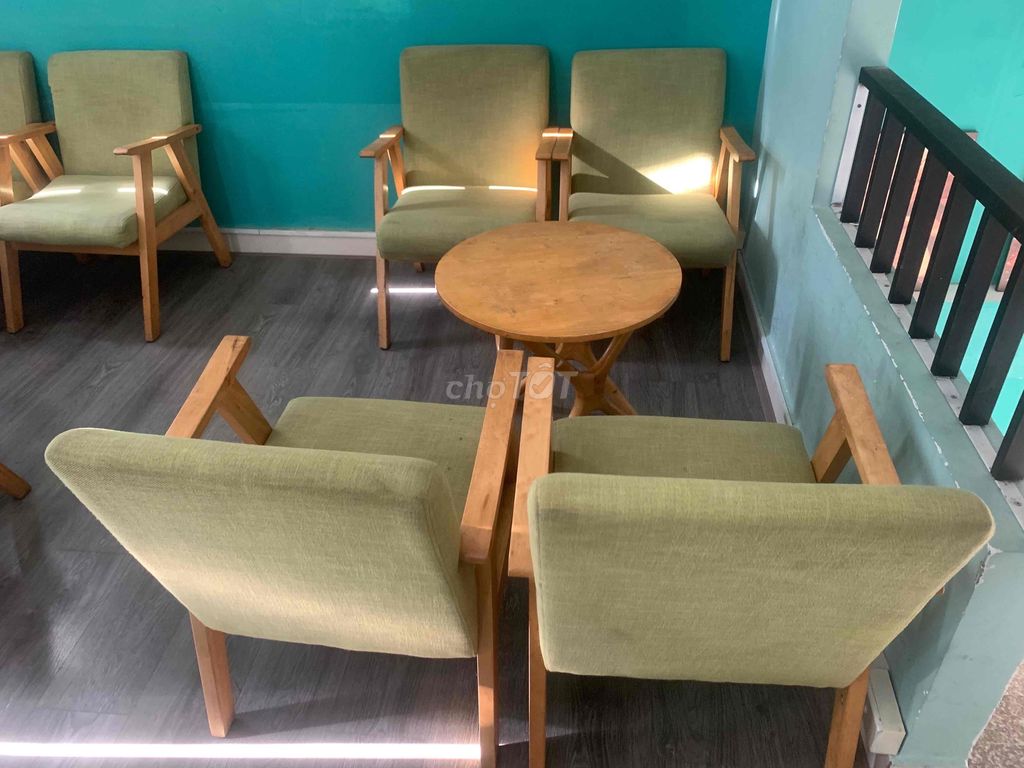 Bộ bàn ghế Gỗ Nệm Xanh lá Nâu 4 ghế. Mua bán Bàn ghế tại Quận 6 Tp Hồ Chí Minh được đăng bởi Tiệm điện nước kim khí Him Lam hình 1