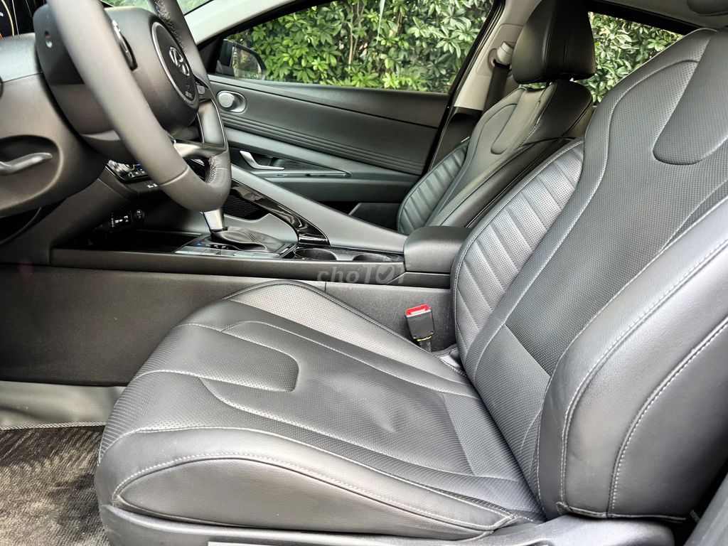 Hyundai Elantra 1.6 đặc biệt 2024. Mua bán Ô tô tại Quận Long Biên Hà Nội được đăng bởi PHÚC LÂM  AUTO hình 17