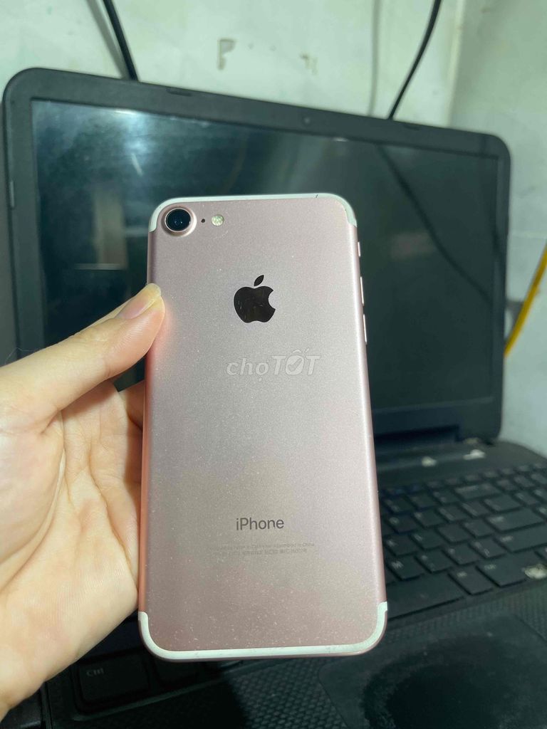 iPhone 7 Hồng, Đen Like New. Mua bán Điện thoại tại Huyện Long Thành Đồng Nai được đăng bởi Hương Kem hình 1