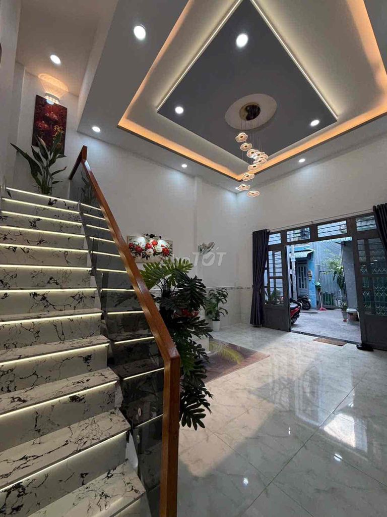 Q12 LÊ VĂN KHƯƠNG NHÀ ĐẸP DT RỘNG 5x13 GIÁ 2,29 TỶ
