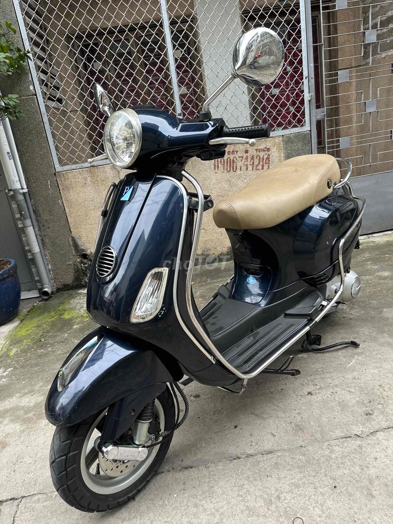 Vespa 150 2009 chạy đúng 24.000km xe đẹp.BSTP. Mua bán Xe máy tại Quận Bình Thạnh Tp Hồ Chí Minh được đăng bởi Lê Nhân hình 3