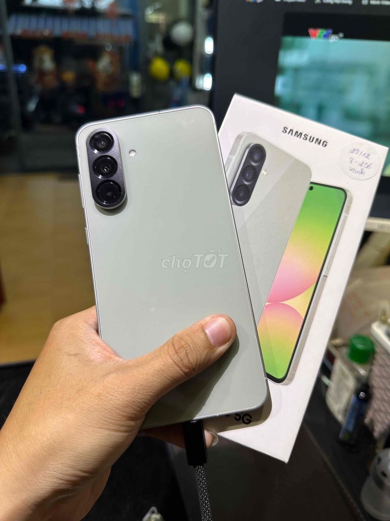 Samsung A56 8GB/256GB Xanh lá. Mua bán Điện thoại tại Thành phố Thủ Đức Tp Hồ Chí Minh được đăng bởi Minh Sang Store Góp Bao Nợ Xấu hình 1