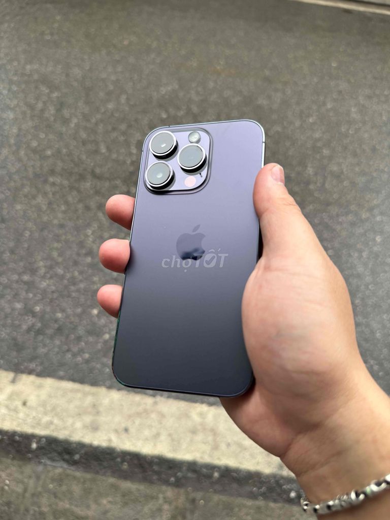 Iphone 14pro 128gb LLA zin nguyên bản. Mua bán Điện thoại tại Quận Long Biên Hà Nội được đăng bởi Duy Hiếu Mobile hình 1