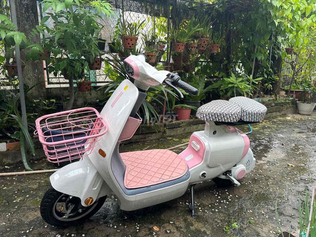Xe điện K1 hottrend màu Trắng Hồng. Mua bán Xe điện tại Thành phố Thủ Dầu Một Bình Dương được đăng bởi Nguyễn Minh hình 2