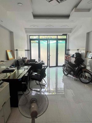 🏡GIẢM 700TR- CÒN 6 Tỷ- HẺM XE TẢI- 4m*15m- LÀNG TĂNG PHÚ
