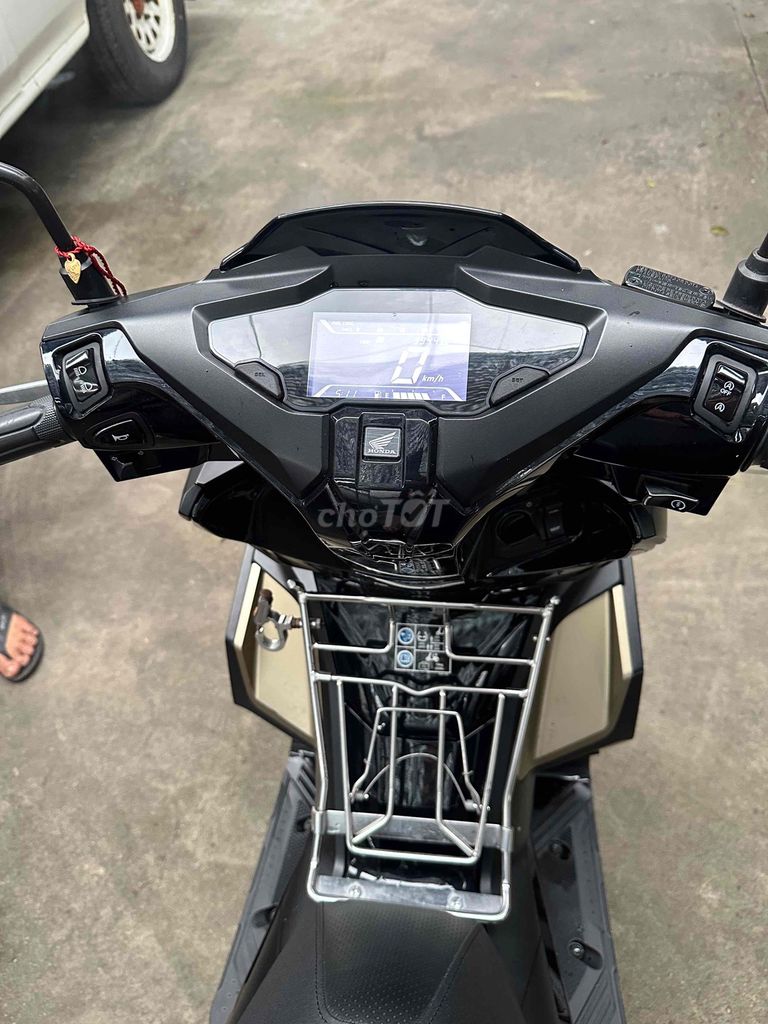 Honda Airblade 125 4 клапана матовый черный 2025 г. Хошимин