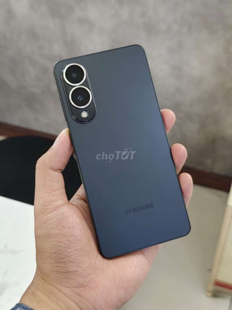 Samsung Galaxy S25 Edge 512GB Siêu Mỏng. Mua bán Điện thoại tại Quận 4 Tp Hồ Chí Minh được đăng bởi Thanh Phong Mobile hình 1