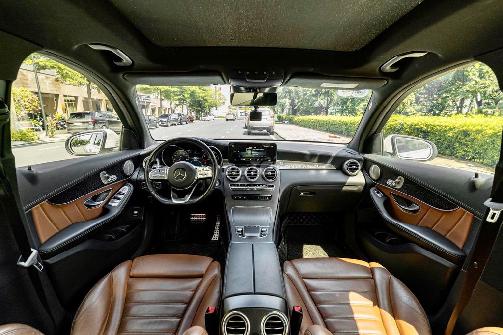 Mercedes GLC300 V1 2022 - sang trọng thể thao. Mua bán Ô tô tại Thành phố Thủ Đức Tp Hồ Chí Minh được đăng bởi Trường Nguyễn Xe Sang hình 12