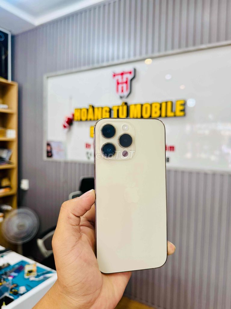 iPhone 14 Pro Max 128GB Gold. Mua bán Điện thoại tại Quận Liên Chiểu Đà Nẵng được đăng bởi Hoàng Tú Mobile hình 1