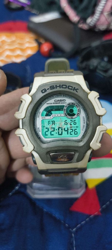 Đồng hồ Casio G-Shock DW004 Xám trắng. Mua bán Đồng hồ tại Quận 11 Tp Hồ Chí Minh được đăng bởi Đồng Hồ BOOK OFF hình 1