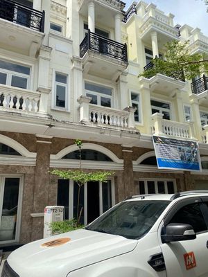 BÁN NHÀ SHOPHOUSE KHU DỰ ÁN ICON CENTRAL
