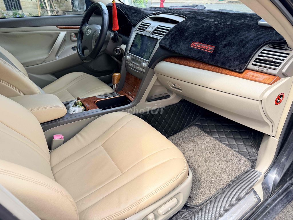 Toyota Camry 2012 2.4G 100.000 km. Mua bán Ô tô tại Quận 12 Tp Hồ Chí Minh được đăng bởi Hưng hình 7