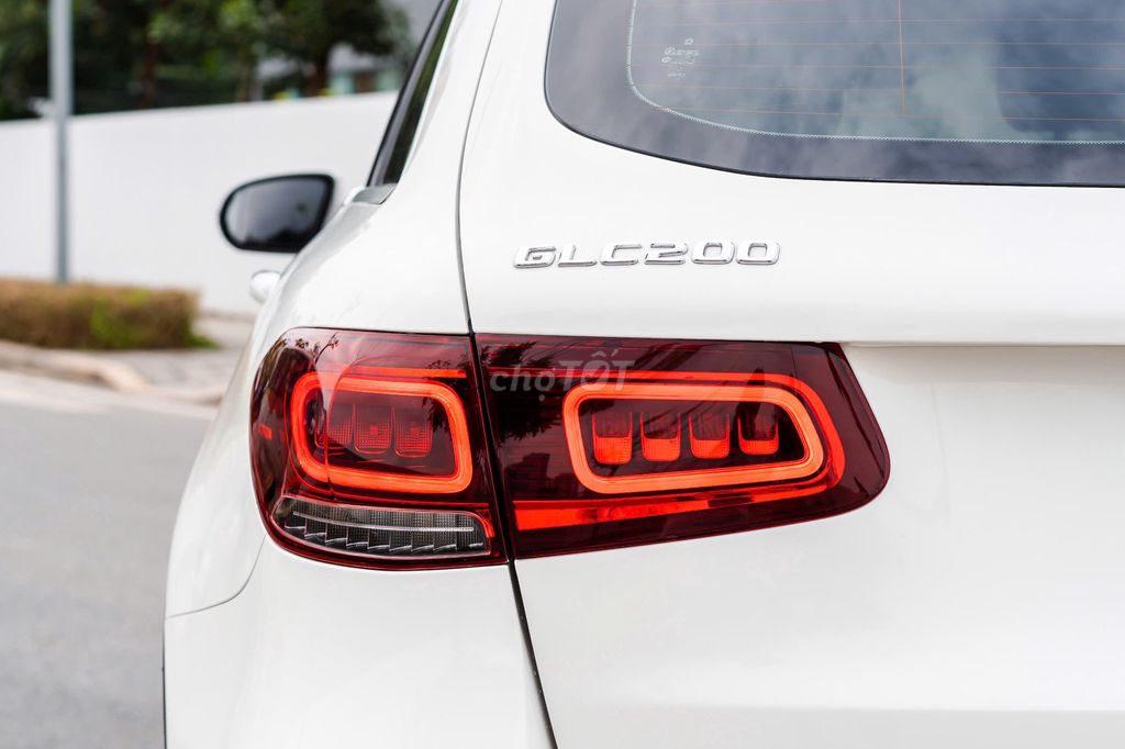 Mercedes-benz GLC200 Sản xuất 2020. Mua bán Ô tô tại Quận Cầu Giấy Hà Nội được đăng bởi Quân Q Auto hình 4