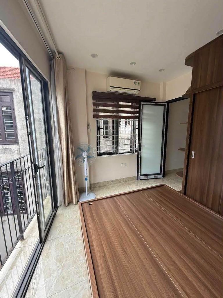 Bán nhà 38m2 Tây Hồ, 4 tầng, 10.5 tỷ