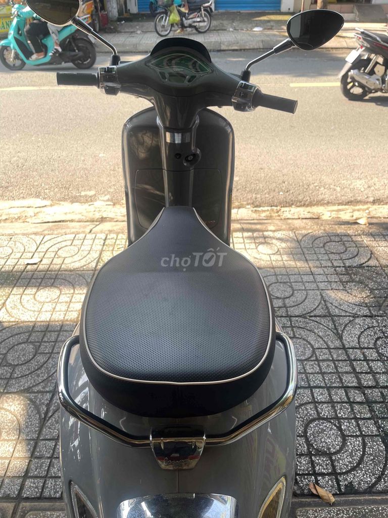 Vespa Lướt Keng odo 2k - Cầm Đồ Thanh Lý. Mua bán Xe máy tại Quận Bình Tân Tp Hồ Chí Minh được đăng bởi Tharo Phạm hình 8