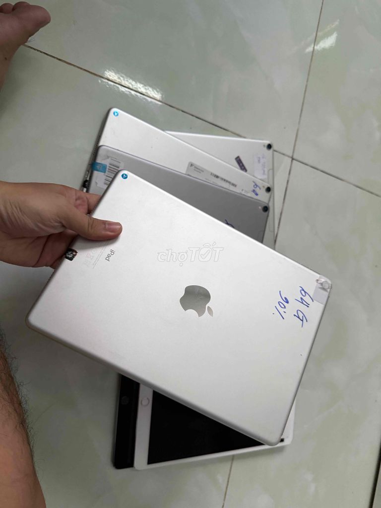 Apple iPad Pro 10.5 64GB - 256GB ZIN NGUYÊN. Mua bán Máy tính bảng tại Thành phố Thủ Đức Tp Hồ Chí Minh được đăng bởi Minh Sang Store Góp Bao Nợ Xấu hình 1
