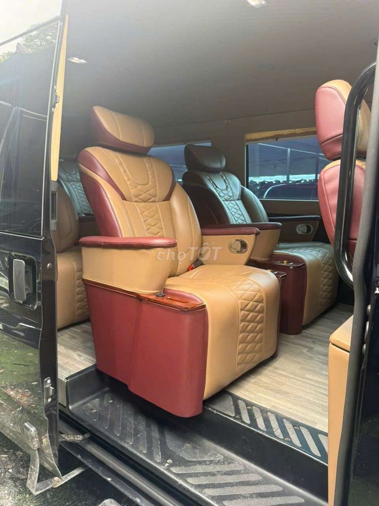 Ford Transit 10 chỗ lên Limousine  - 62000 km. Mua bán Ô tô tại Thành phố Thủ Đức Tp Hồ Chí Minh được đăng bởi BÌNH VÌNH PHÚ CHUYÊN XE LƯỚT BAO TEST HÃNG  hình 8