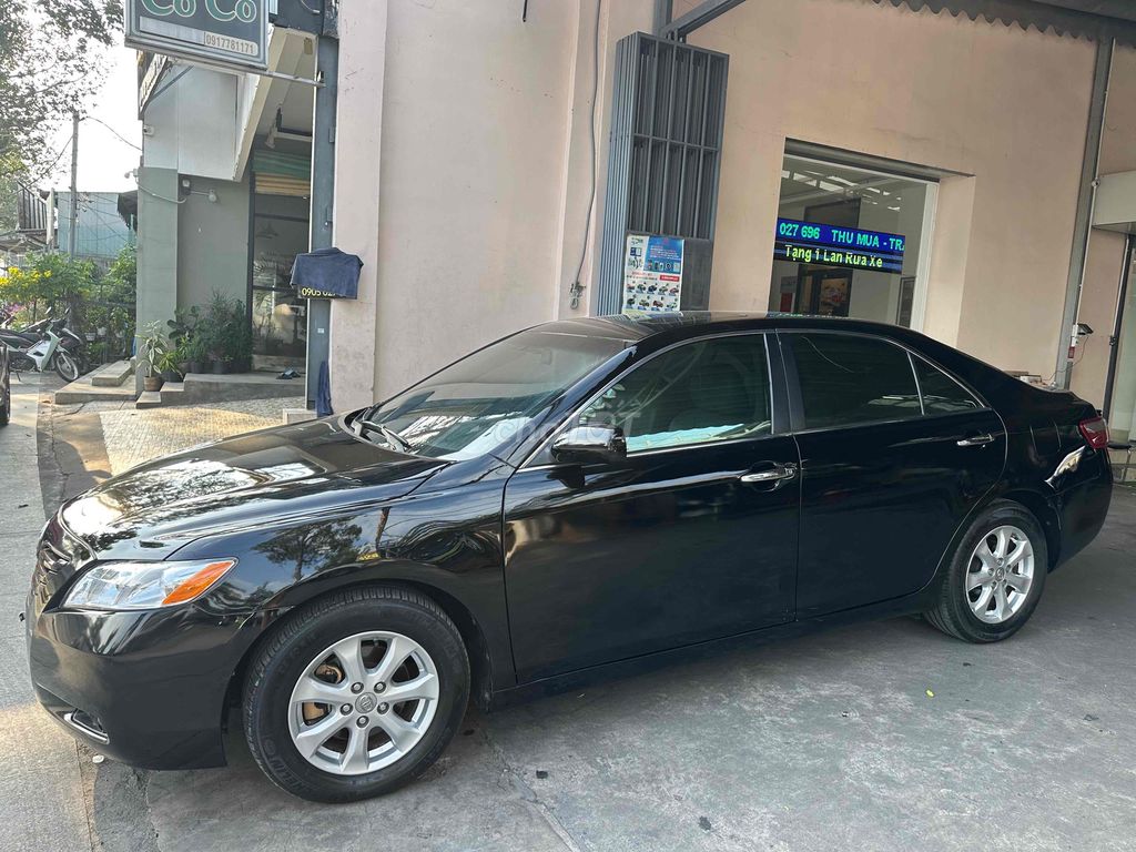 Toyota Camry LE 2007 Nhập Mỹ 68.000 Mile. Mua bán Ô tô tại Thành phố Biên Hòa Đồng Nai được đăng bởi Tran Hieu Car hình 2
