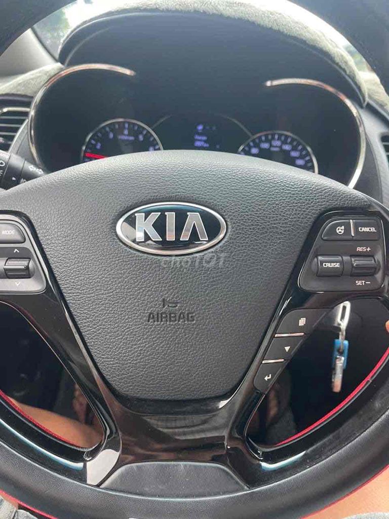 Kia Cerato 2018 1.6 MT - 72000 km