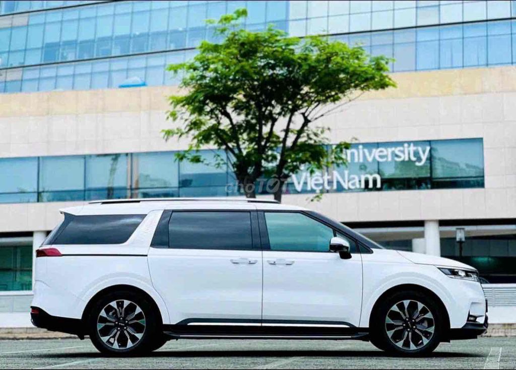 Kia Carnival 2022 3.5G Signature 7 chỗ. Mua bán Ô tô tại Quận 7 Tp Hồ Chí Minh được đăng bởi Thế Giới Xe Đức Sài Gòn hình 3