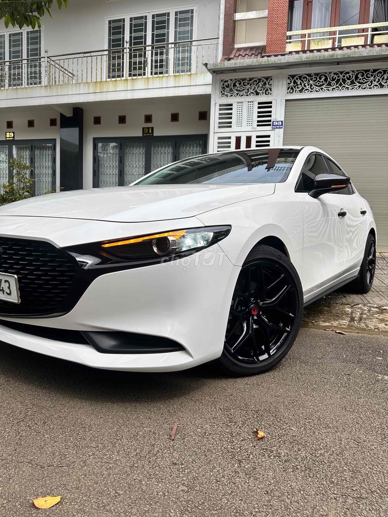 Mazda 3 2023 1.5L Deluxe - 15000 km. Mua bán Ô tô tại Thành phố Bảo Lộc Lâm Đồng được đăng bởi nguyễn trường sơn hình 1