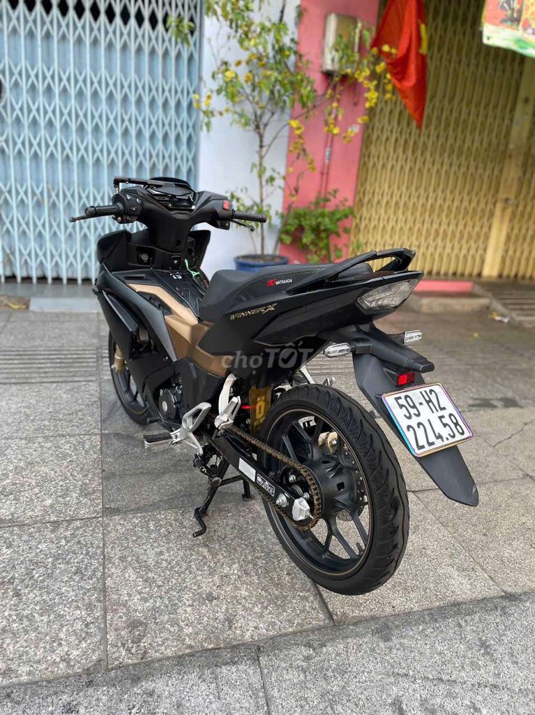 Honda winner v3 ABS 2023 mới 90% bstp chính chủ. Mua bán Xe máy tại Quận Tân Phú Tp Hồ Chí Minh được đăng bởi Tuanduy hình 3