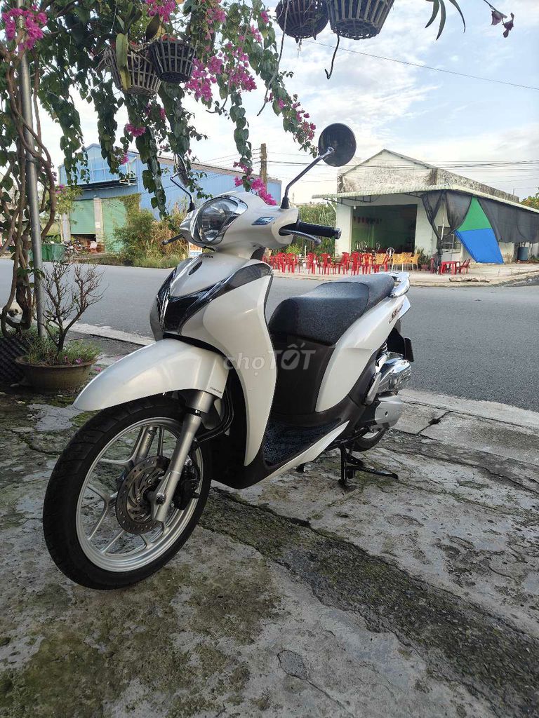 SH MODE KHÓA LỚN XE NGUYÊN ZIN. Mua bán Xe máy tại Huyện Bình Tân Vĩnh Long được đăng bởi MƯỜI   BÌNH TÂN VL hình 1