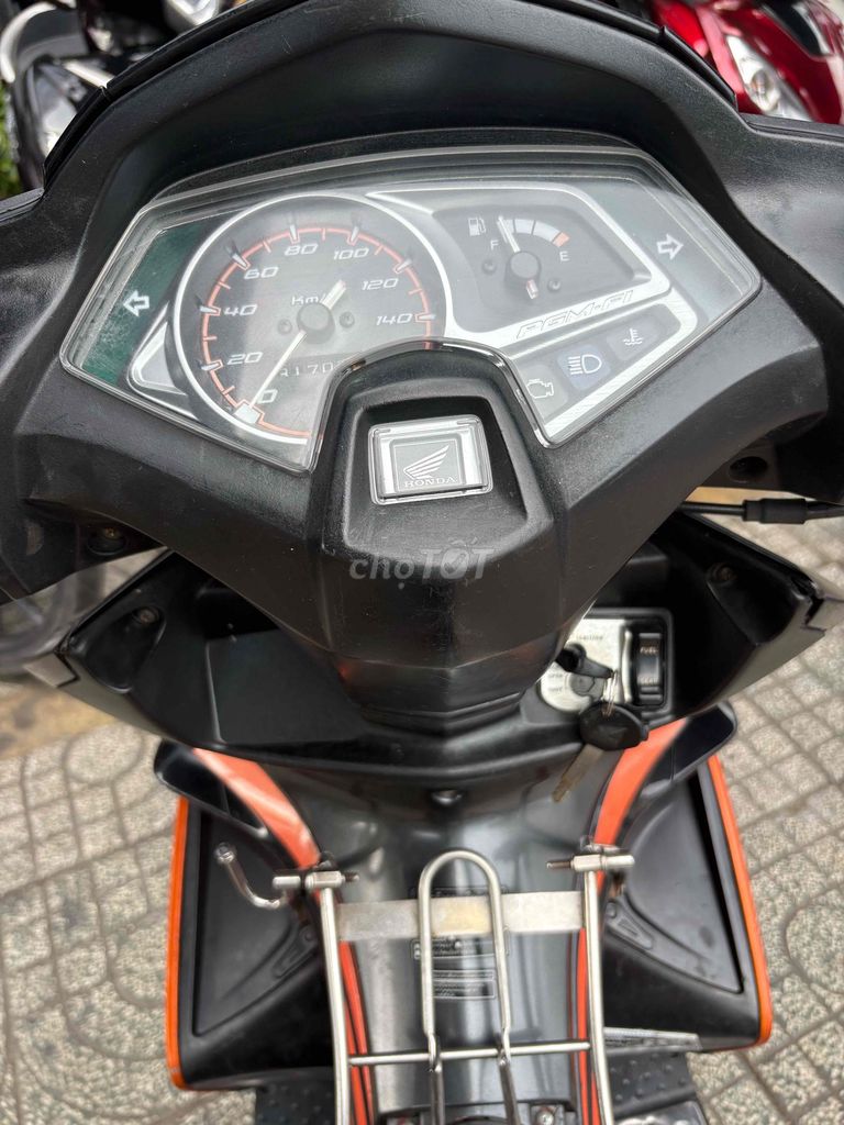 Honda Air Blade 2010 Черно-оранжевый