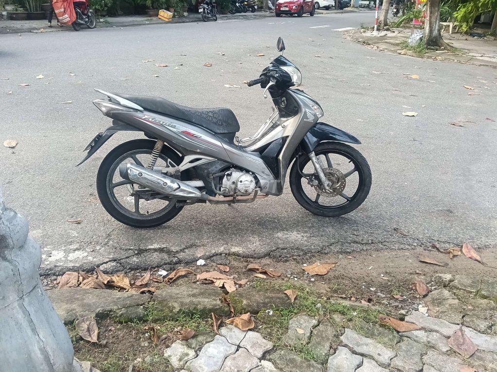 Fu Fi đuc địa Rin bs43 , bán hoặc giao lưu xe. Mua bán Xe máy tại Quận Cẩm Lệ Đà Nẵng được đăng bởi A Linh   hình 2