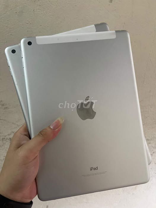 Apple iPad Gen 7 32GB Wifi + Sim Bạc. Mua bán Máy tính bảng tại Quận 1 Tp Hồ Chí Minh được đăng bởi Hội Đồ Điện Tử hình 1