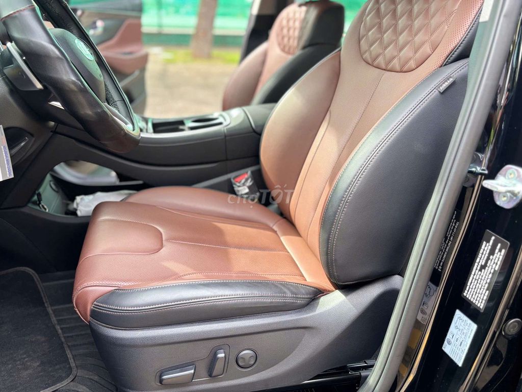 Hyundai Santafe 2.2D sx 2023, lướt 2v, ht góp.. Mua bán Ô tô tại Thành phố Thủ Đức Tp Hồ Chí Minh được đăng bởi Đức Hưng Siêu thị ô tô Thủ Đức hình 7