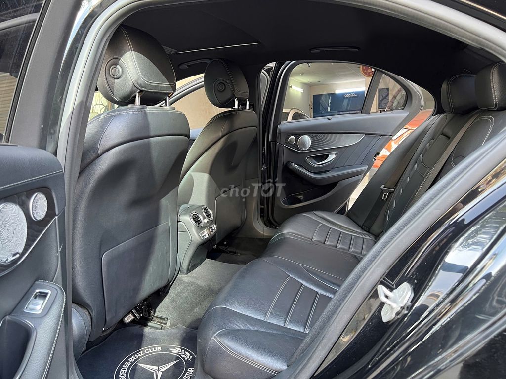 Mercedes Benz C Class 2016 C300 AMG - 80000 km. Mua bán Ô tô tại Quận Long Biên Hà Nội được đăng bởi AUTO TÂN HƯNG THỊNH hình 12