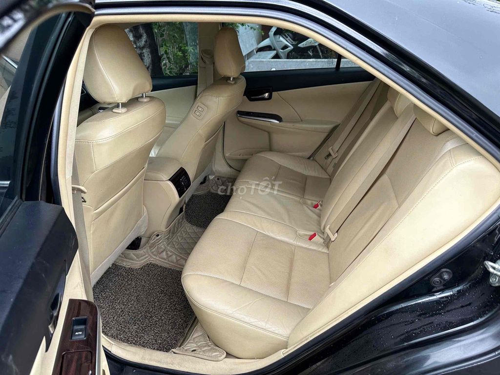 Toyota Camry 2018 2.0E - 90000 km. Mua bán Ô tô tại Quận Cầu Giấy Hà Nội được đăng bởi Tạ Vũ hình 3