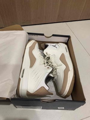 Giày thể thao Nike Jordan Courtside 23. Mua bán Giày dép tại Quận Hai Bà Trưng Hà Nội được đăng bởi Phương Lê