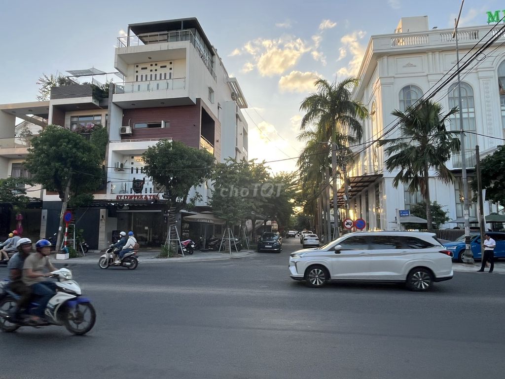 văn phòng làm việc, học tập