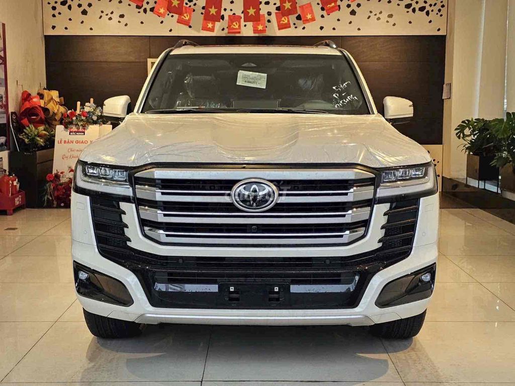 Toyota Land Cruiser Hybrid✅Xe Giao Ngay✅
