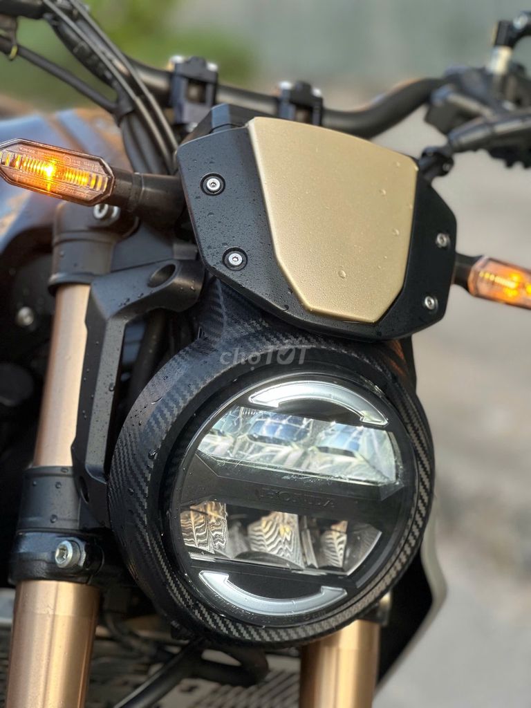 Honda CB300 2022 biển 29 có trả góp trao đổi ✅. Mua bán Xe máy tại Quận Hoàng Mai Hà Nội được đăng bởi Phú Lý hình 6