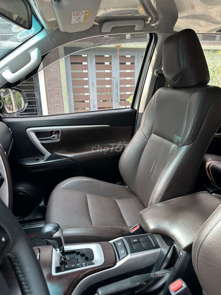 Toyota Fortuner 2.4G AT,máy dầu,tư động,2019 NK. Mua bán Ô tô tại Quận Tân Bình Tp Hồ Chí Minh được đăng bởi Nam hình 7