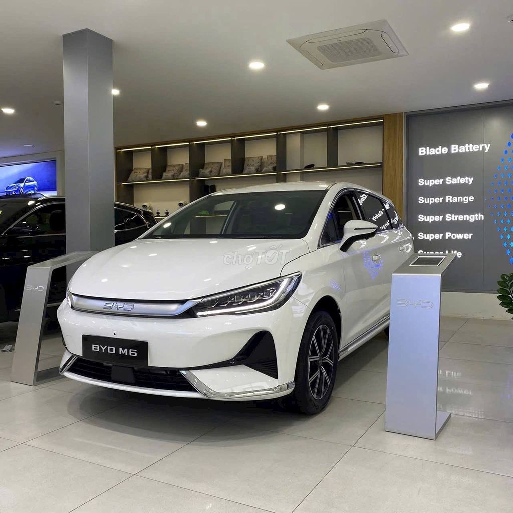 BYD M6 2025 trả trước chỉ với 75tr600, sẵn xe. Mua bán Ô tô tại Thành phố Thủ Đức Tp Hồ Chí Minh được đăng bởi BYD TP HCM hình 2