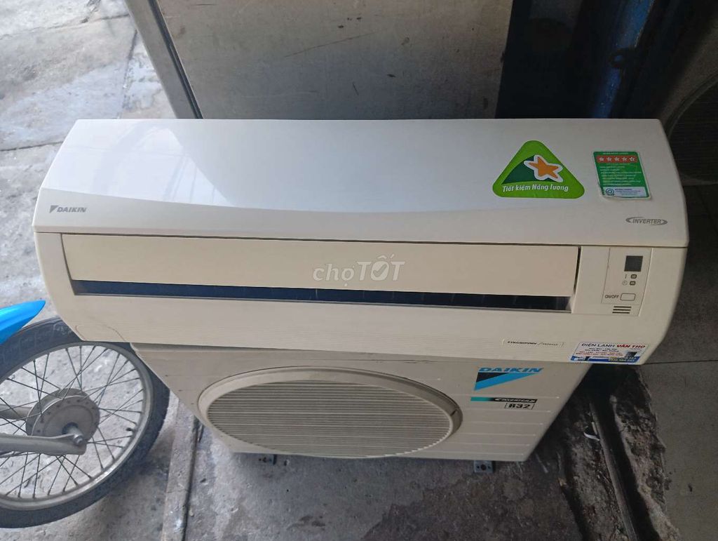 Thanh lý daikin 1.5hp inverter