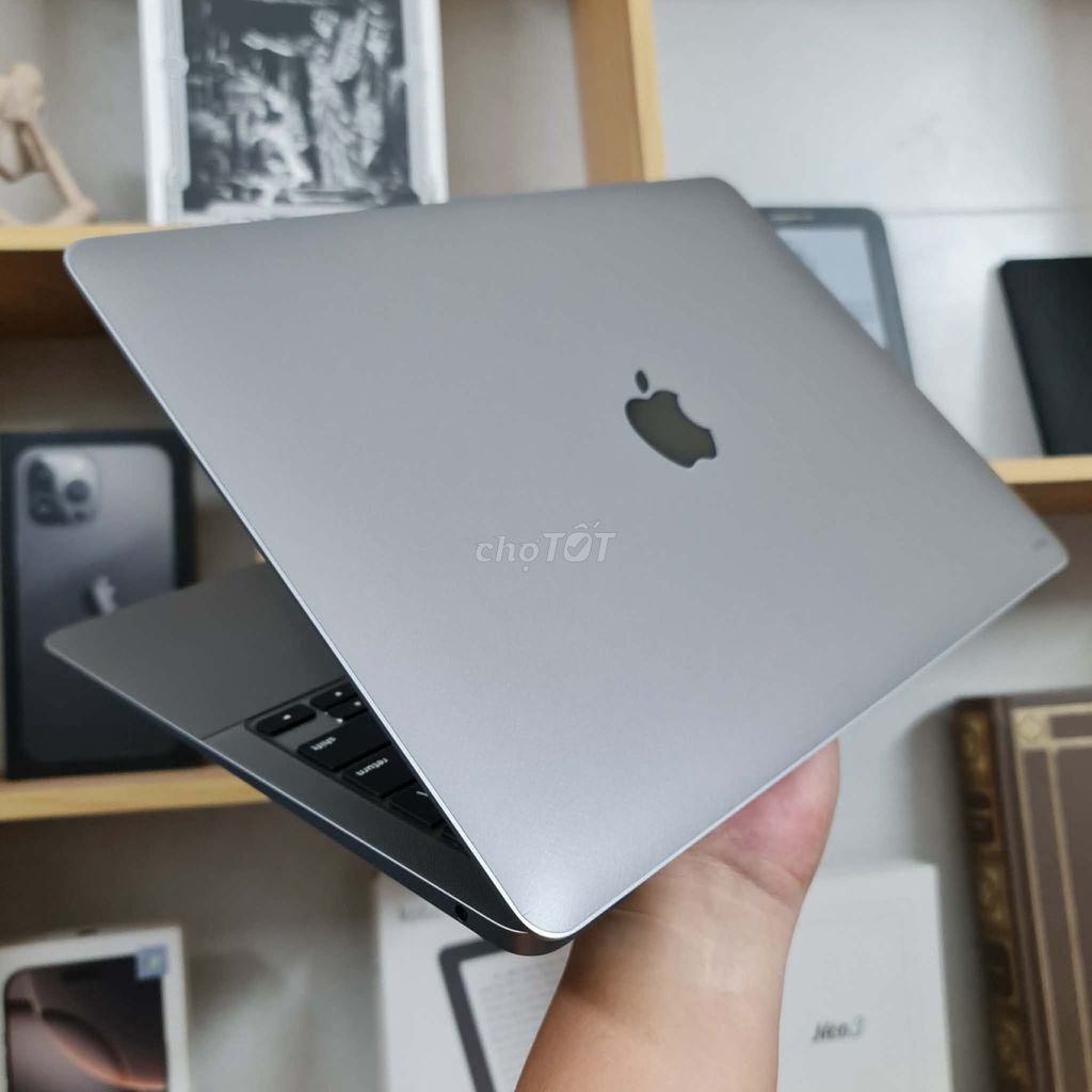Macbook Air 2020 i3/8GB/256GB, 99%. Mua bán Laptop tại Quận 5 Tp Hồ Chí Minh được đăng bởi PHAN MINH MB hình 1