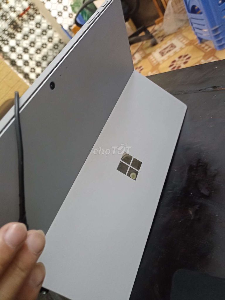 surface pro 5 i57300 u pin chai không cảm ứng. Mua bán Máy tính bảng tại Quận Hà Đông Hà Nội được đăng bởi Nguyễn Minh hình 1
