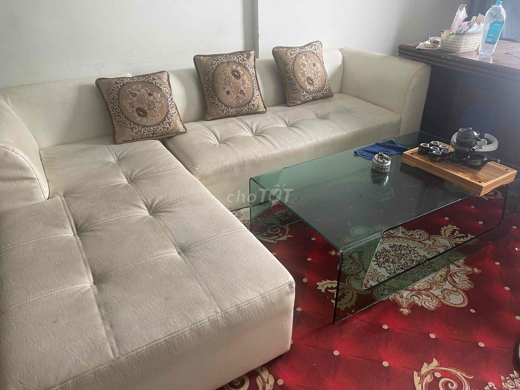 Bộ bàn ghế sofa Da Trắng kem. Mua bán Bàn ghế tại Quận 12 Tp Hồ Chí Minh được đăng bởi Minh Tuấn hình 1