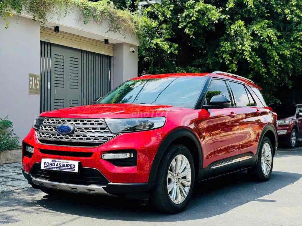 Ford Explorer 2022 siêu phẩm màu đỏ