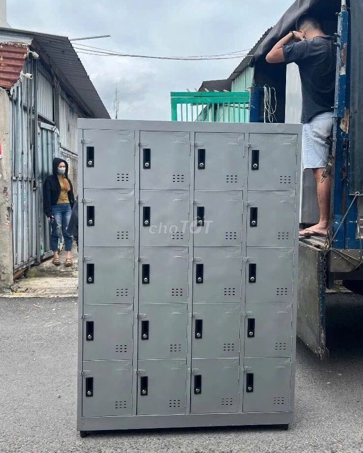 Tủ,Hồ sơ.Sắt locker đựNGG đồ khách HHàng nHân VIên