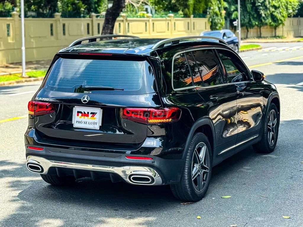Mercedes-Benz GLB200 AMG 2023 из Германии 9.000 миль